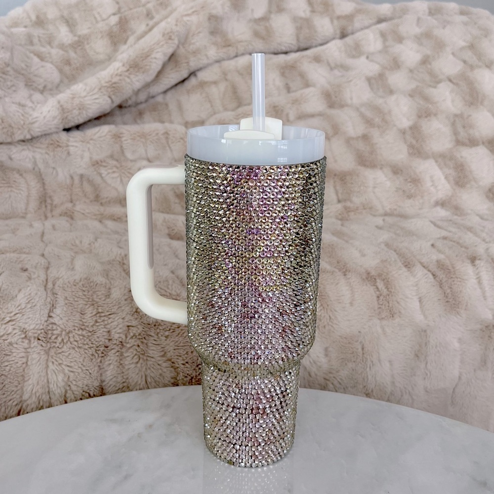 Stanley 40oz Quencher H2.O Flowstate Tumbler - Picture 5 of 15